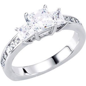 10k white 1 1/2 ctw diamond engagement ring