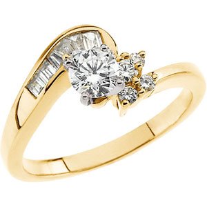 14k yellow 5/8 ctw diamond engagement ring