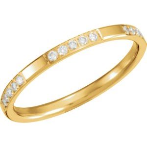 14k yellow 1/6 ctw diamond anniversary band size 8  